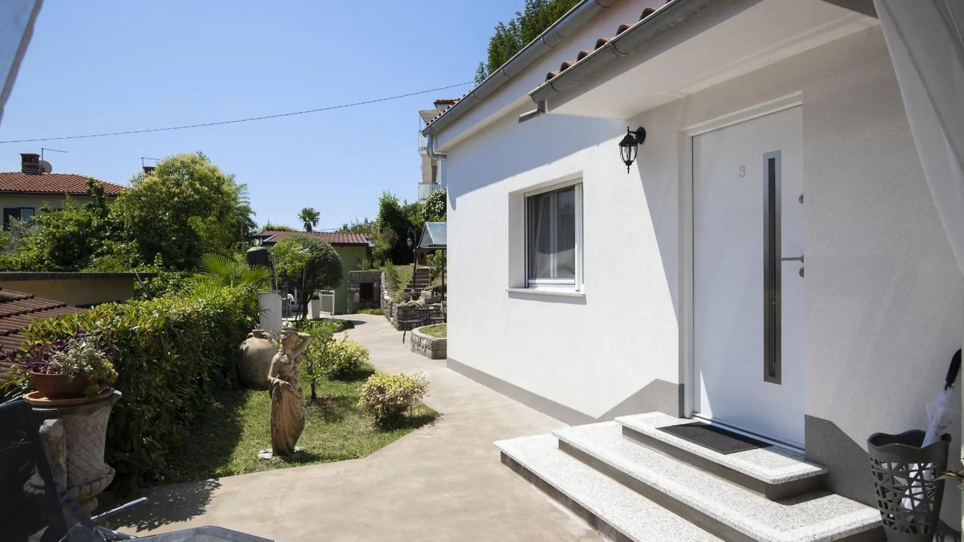 Villa Nika With Sea View And Charming Garden Near Opatija Ika