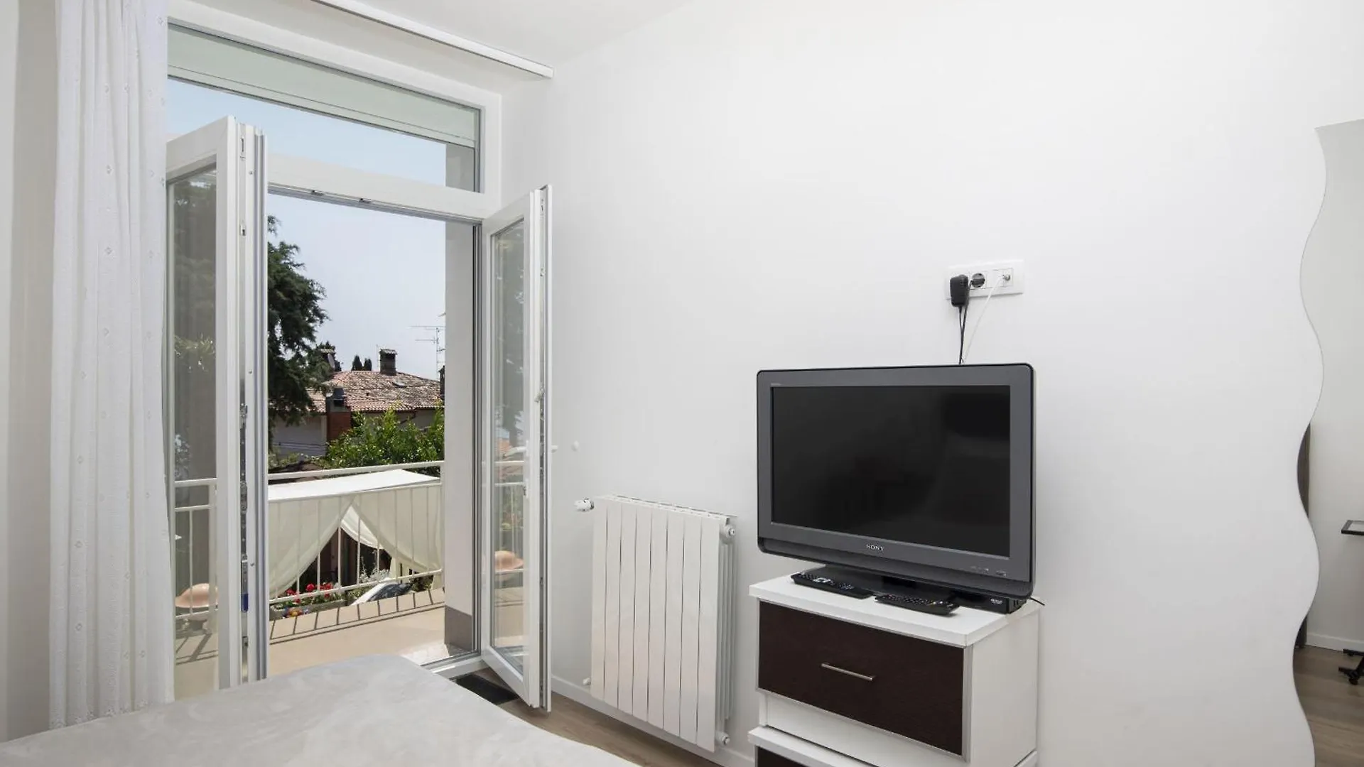 Villa Nika With Sea View And Charming Garden Near Opatija